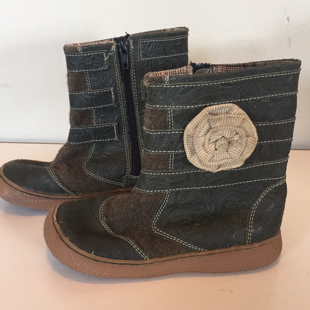 Livie & Luca Forest Green Boots w/ sweet flower
